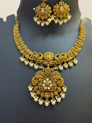 Antique Finish Kundan Necklace set