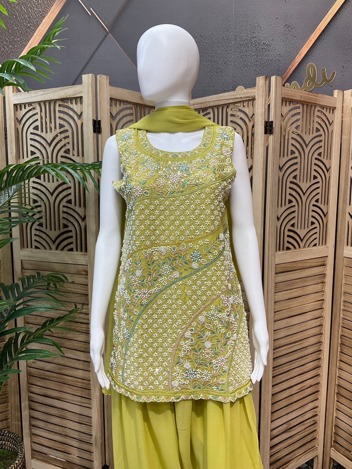 Teenage Girls - Green Patiyala Suit/ Kurti set
