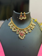 Jadau Kundan Guttapusalu Necklace Set
