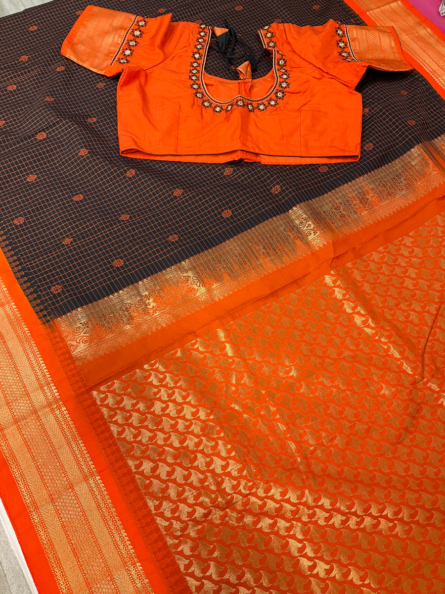 Semi Gadwal Black Checks Saree with Stitched Blouse
