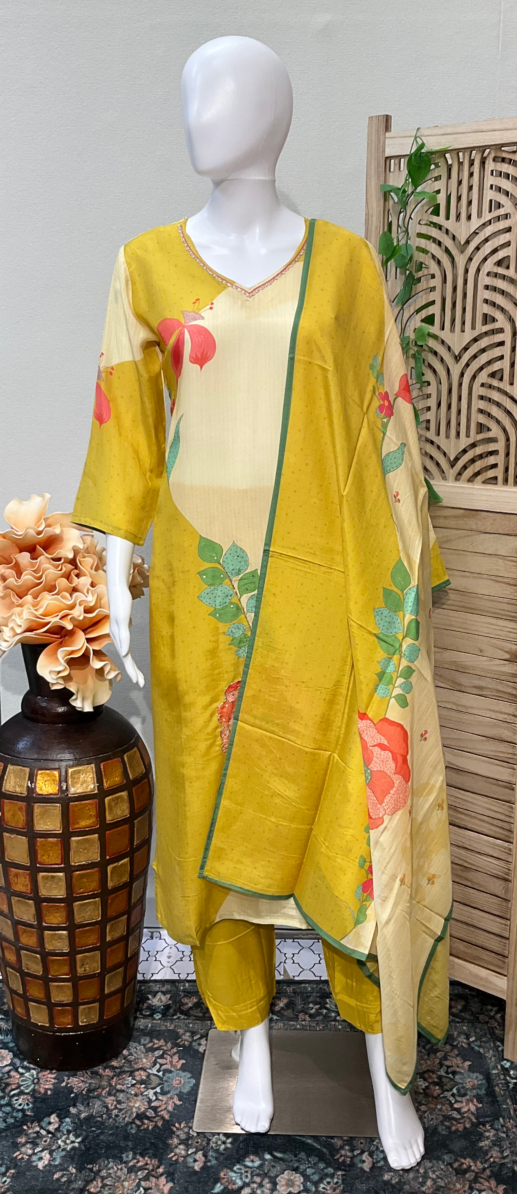 Muslin Kurti Set with Hand Embroidery  image 0