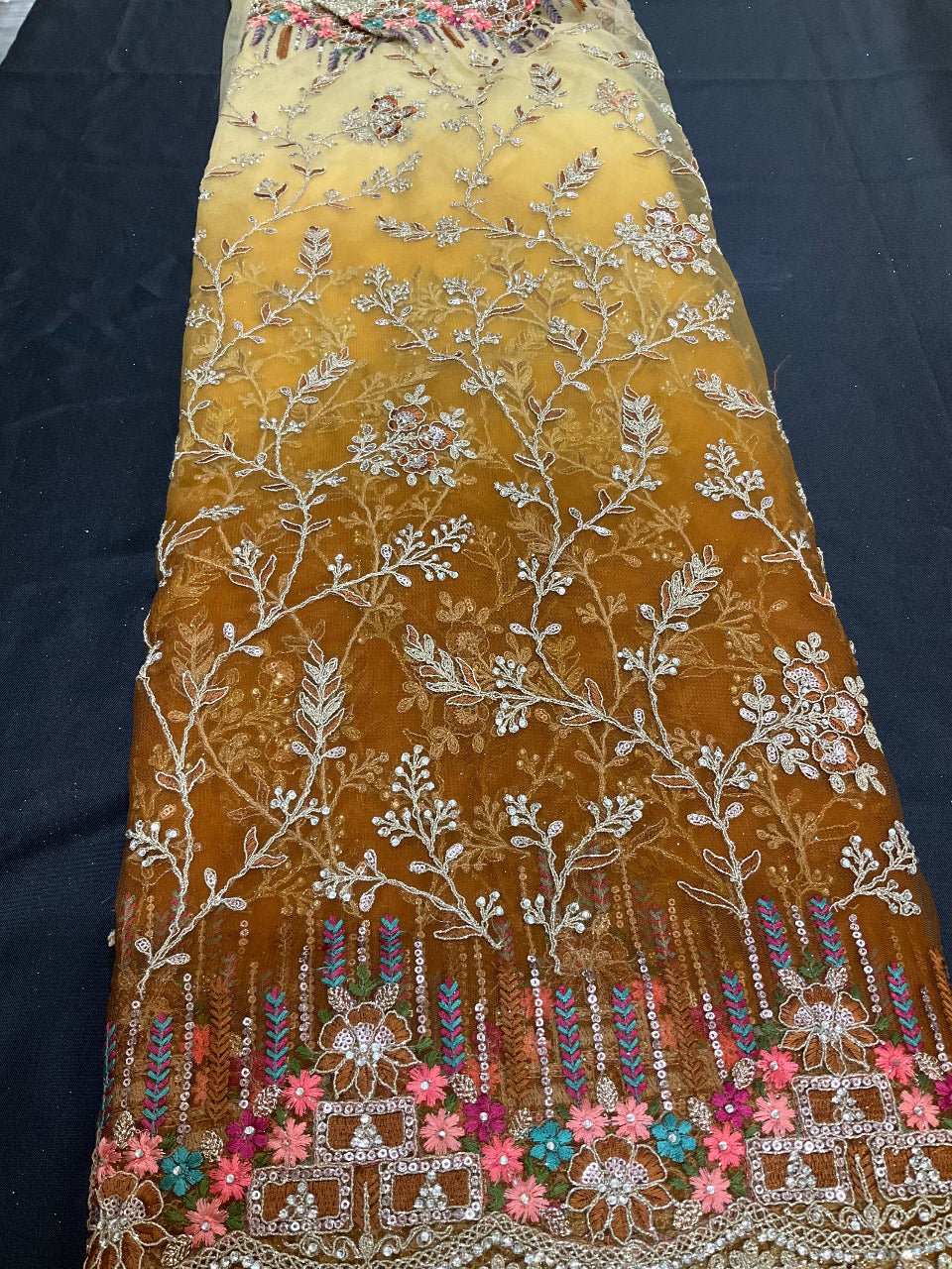 Net Saree - Net heavy party wear saree with shaded image 7