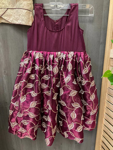 Indian Kids dress with skirt and top fits 4-5  years