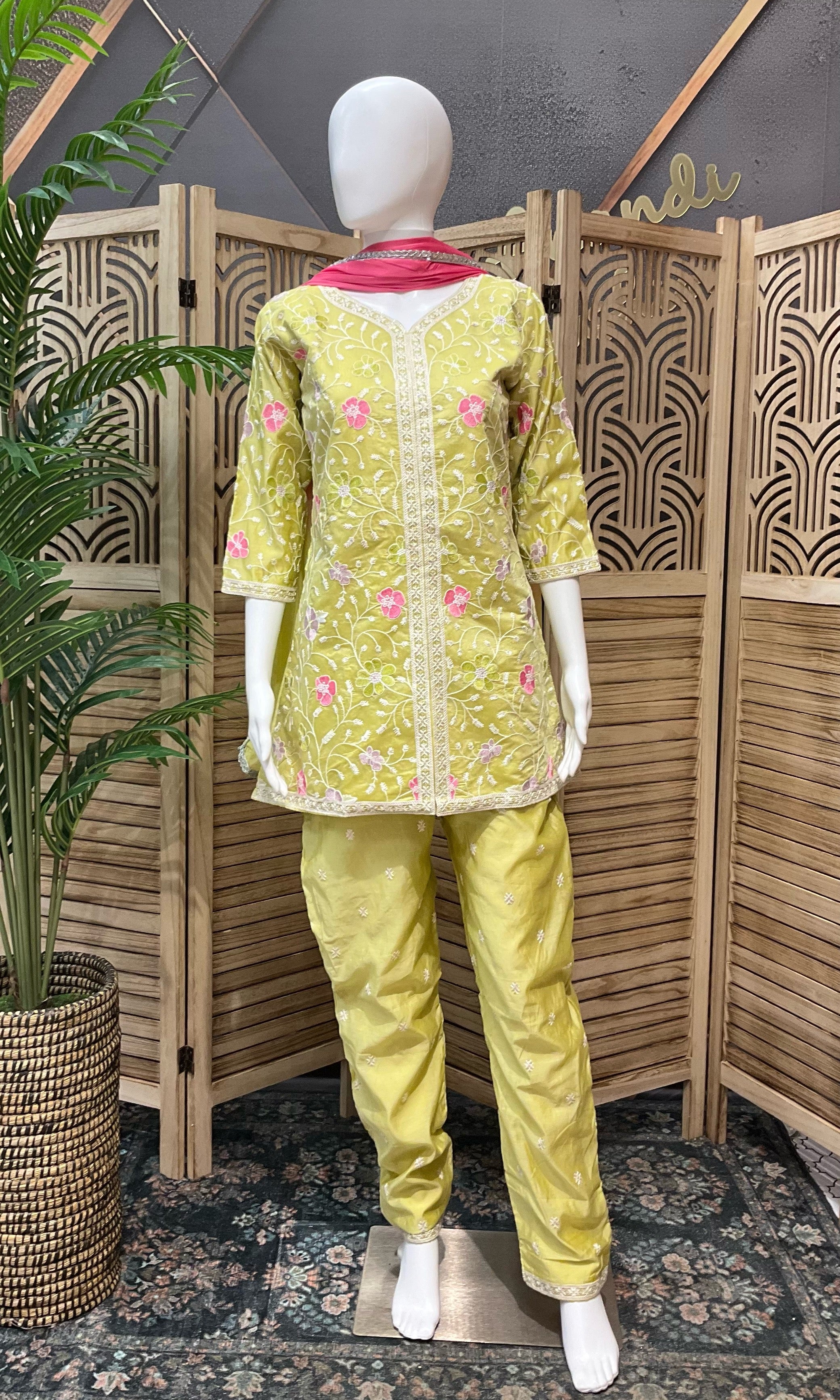 Teenage Girls Green Co- ord set with Embroidery work