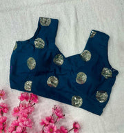 Sleeveless Blouse with side zipper