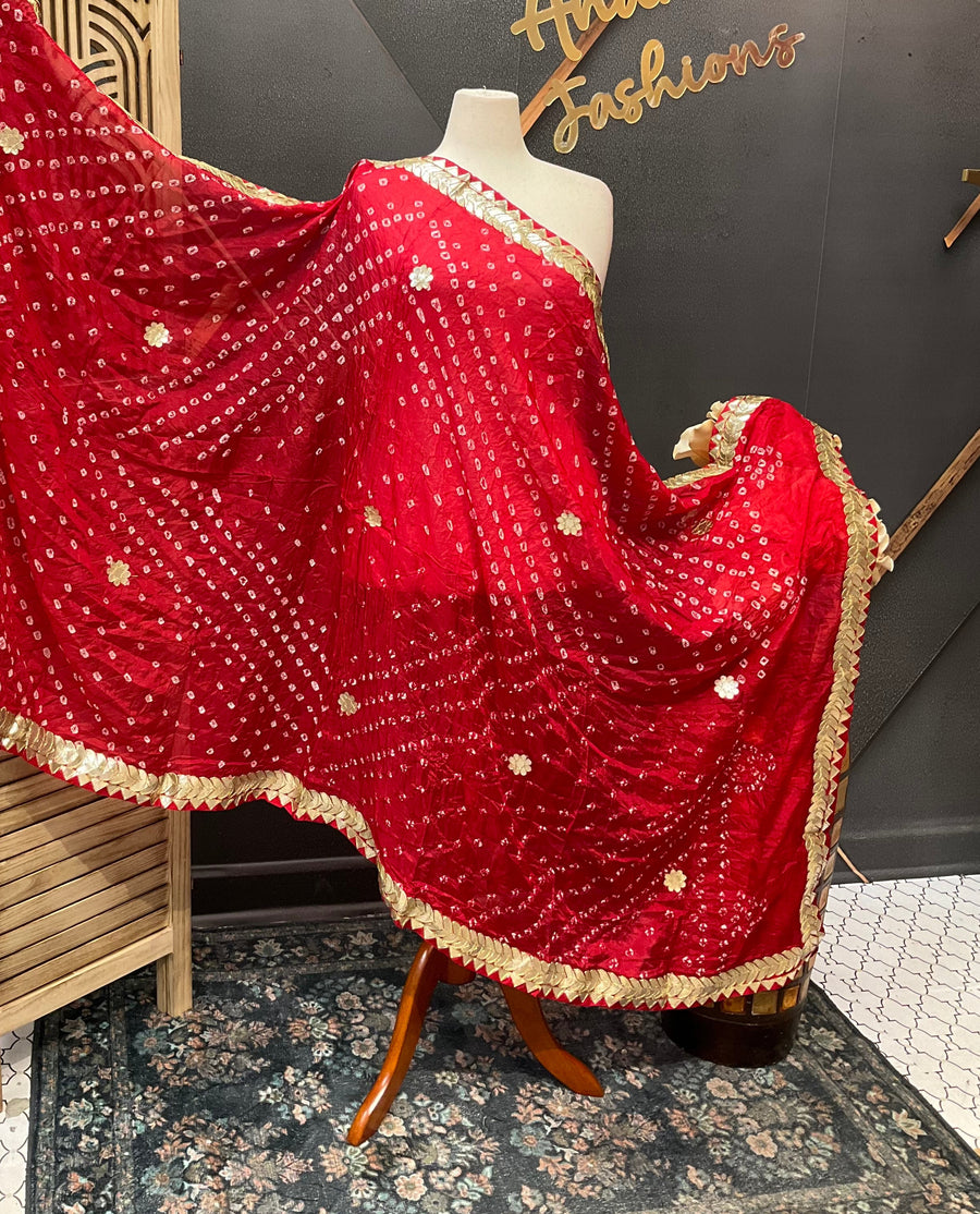 Red Bandhini dupatta