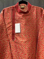 Men’s red kurta with pants in jacquard design
