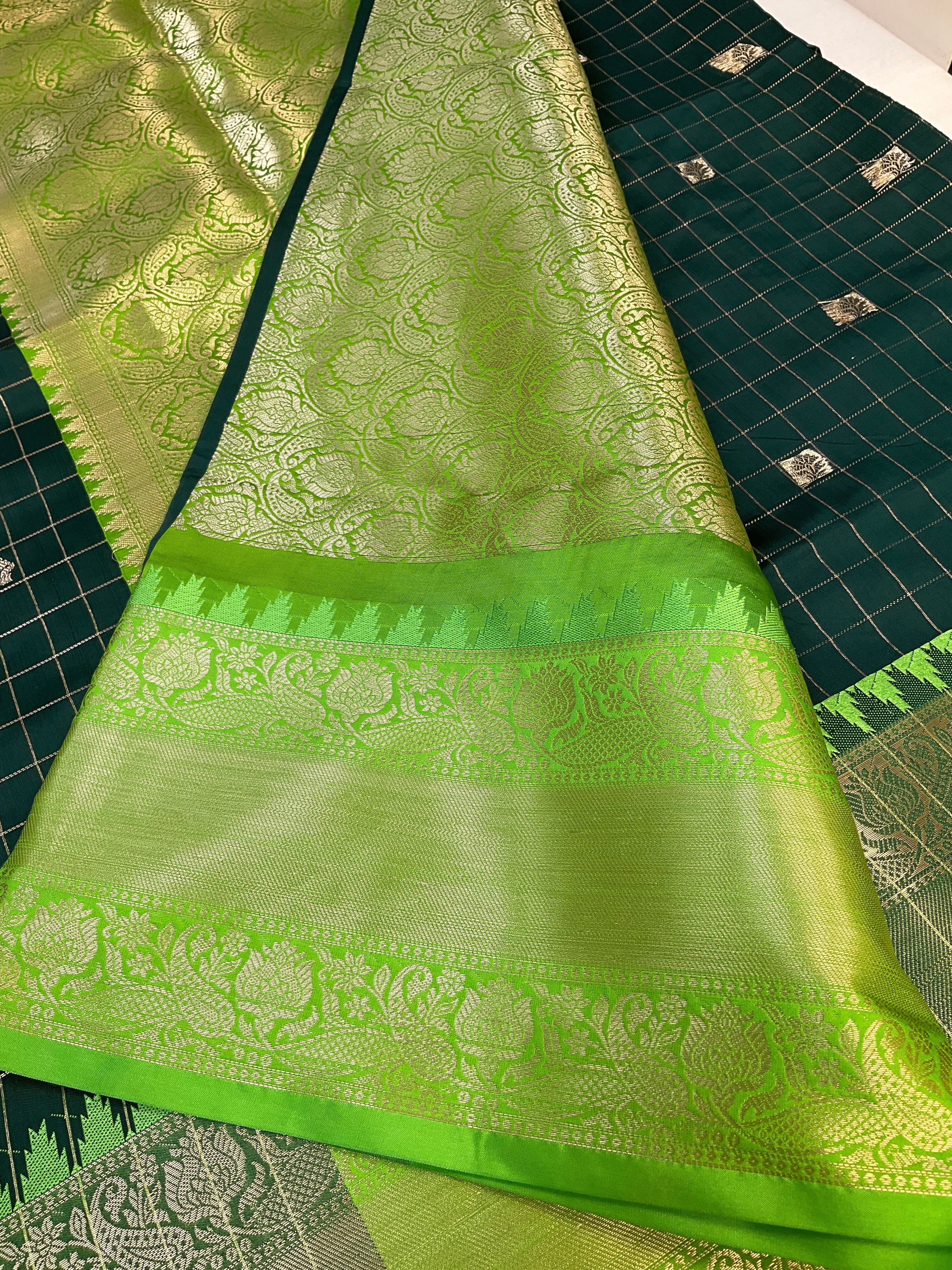 Gadwal Semi Silk Checks Sarees