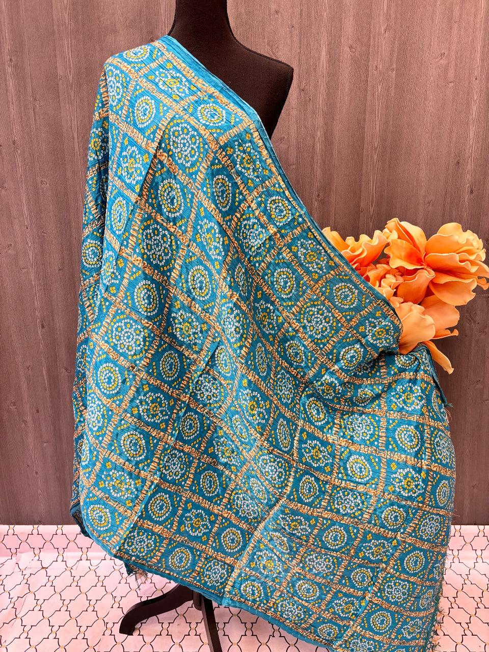 Chinon Dupatta - Colorful and stylish Crushed Chinon Dupata with Bandhani Print image 2