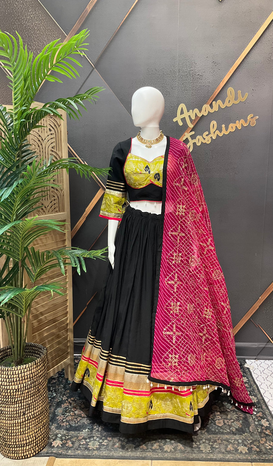 Black Garba Chaniya Choli set with Leheriya Dupatta