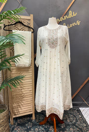 Plus Size Off White Anarkali Kurti Set