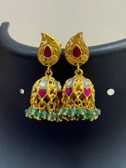 Jadau Kundan Jhumkas/Earrings