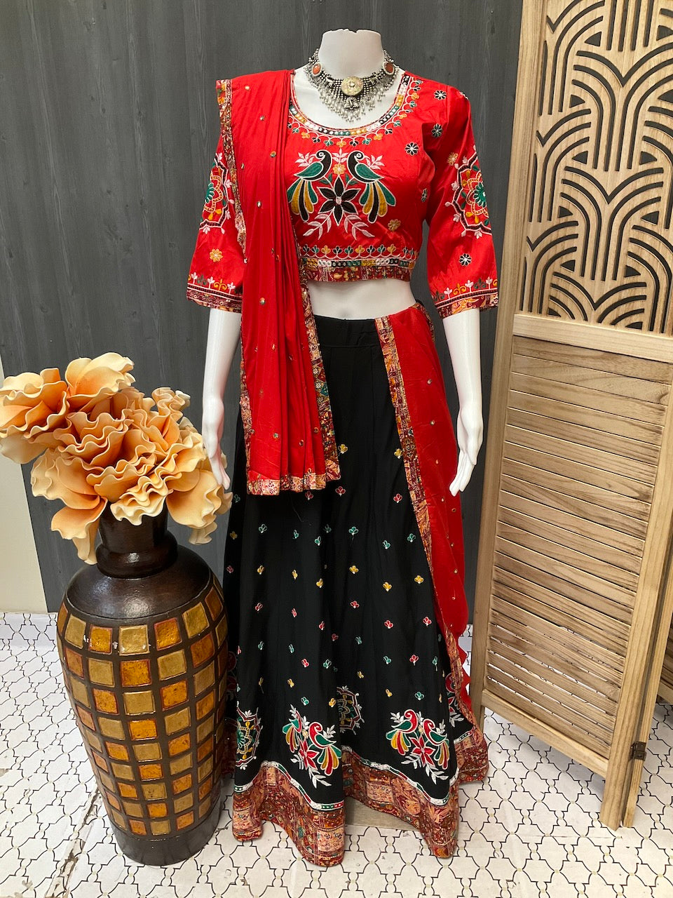Dhandiya Chaniya Choli/lehenga collection for Garba image 5