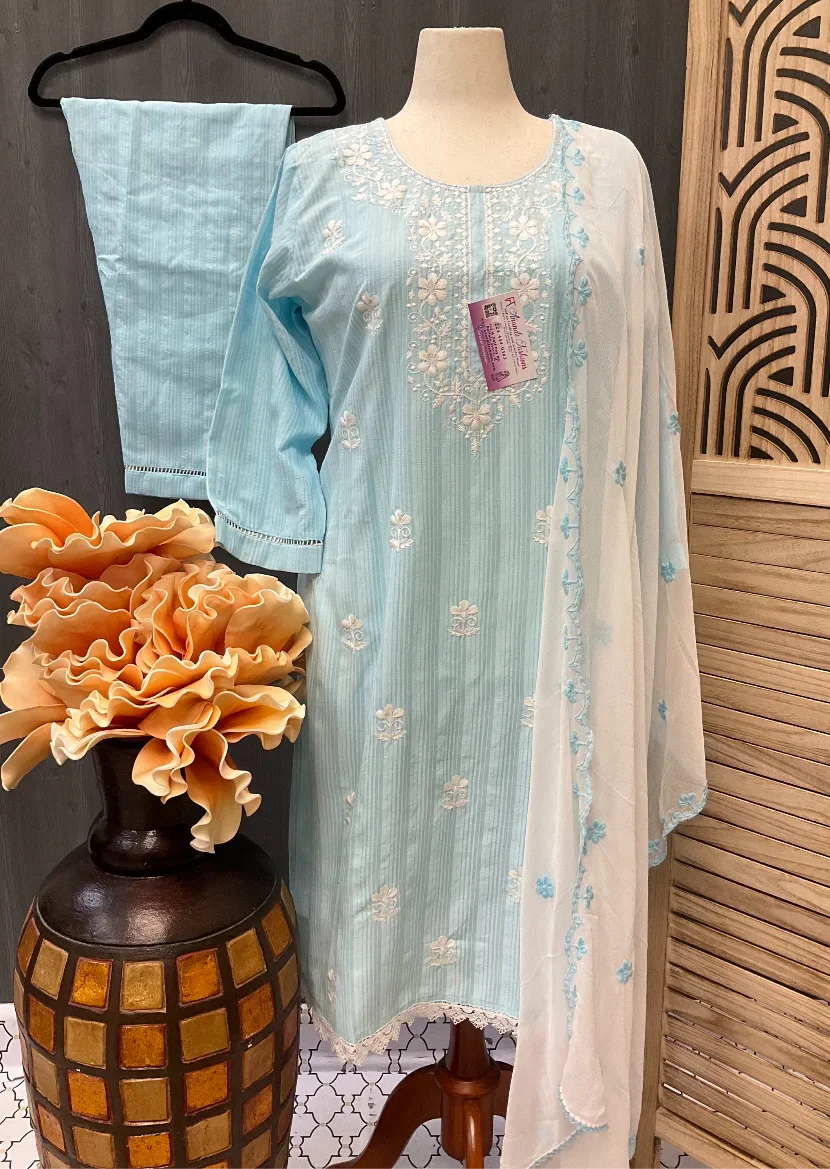 Elegant Pastel Color Chikankari Kurti Set - Traditional Embroidery