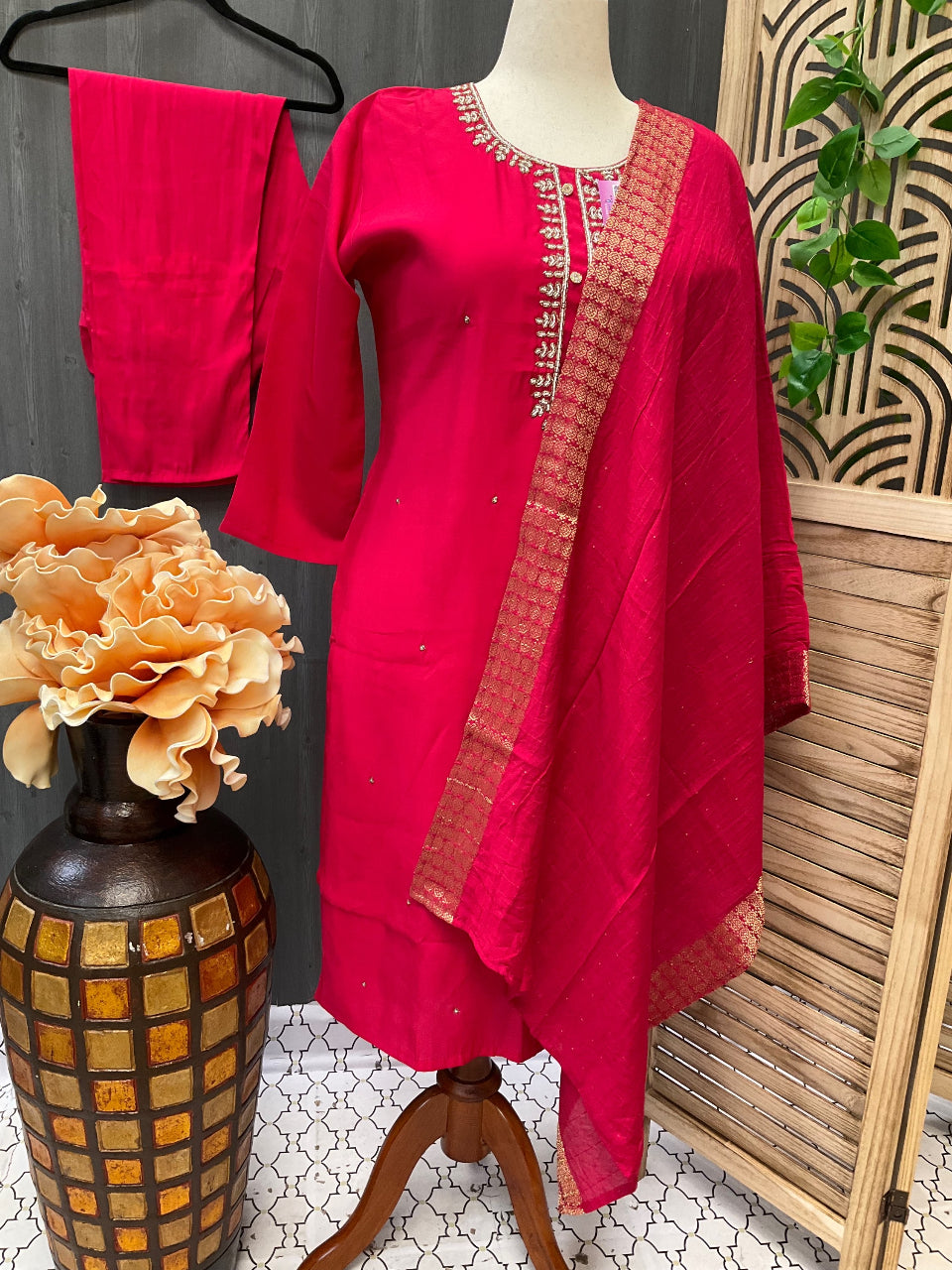 Plus size - hot pink dress Party Wear Kurti set image 2