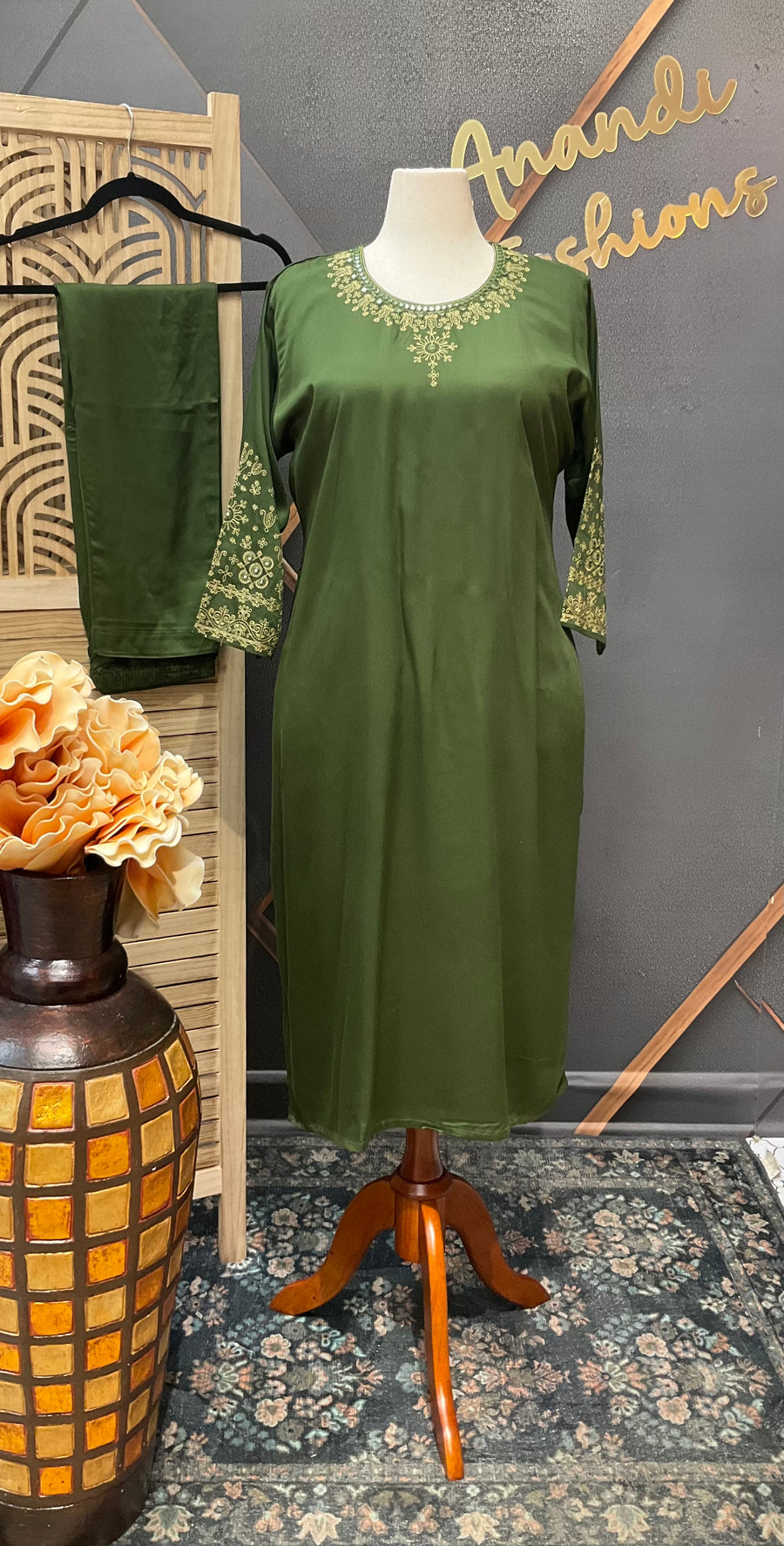 Women’s Plus Size Green Gajji Silk Kurti Set