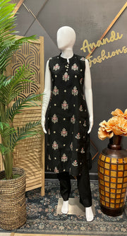 Size 38-Black Sleeveless kurti sets