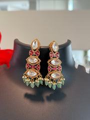Jadau Kundan Necklace Set