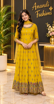 Teenage Girls’’ Yellow Long Dress