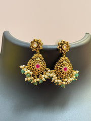 Antique Finish Kundan Necklace Set