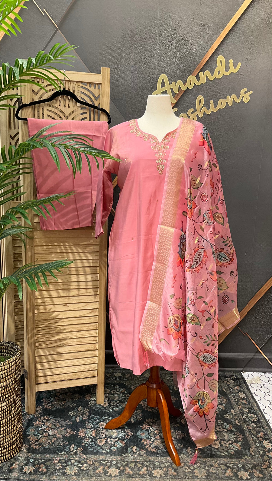 Women’s Plus Size Baby Pink Shimmery Tissue Kurti Set