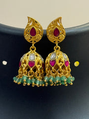 Jadau Kundan Jhumkas/Earrings