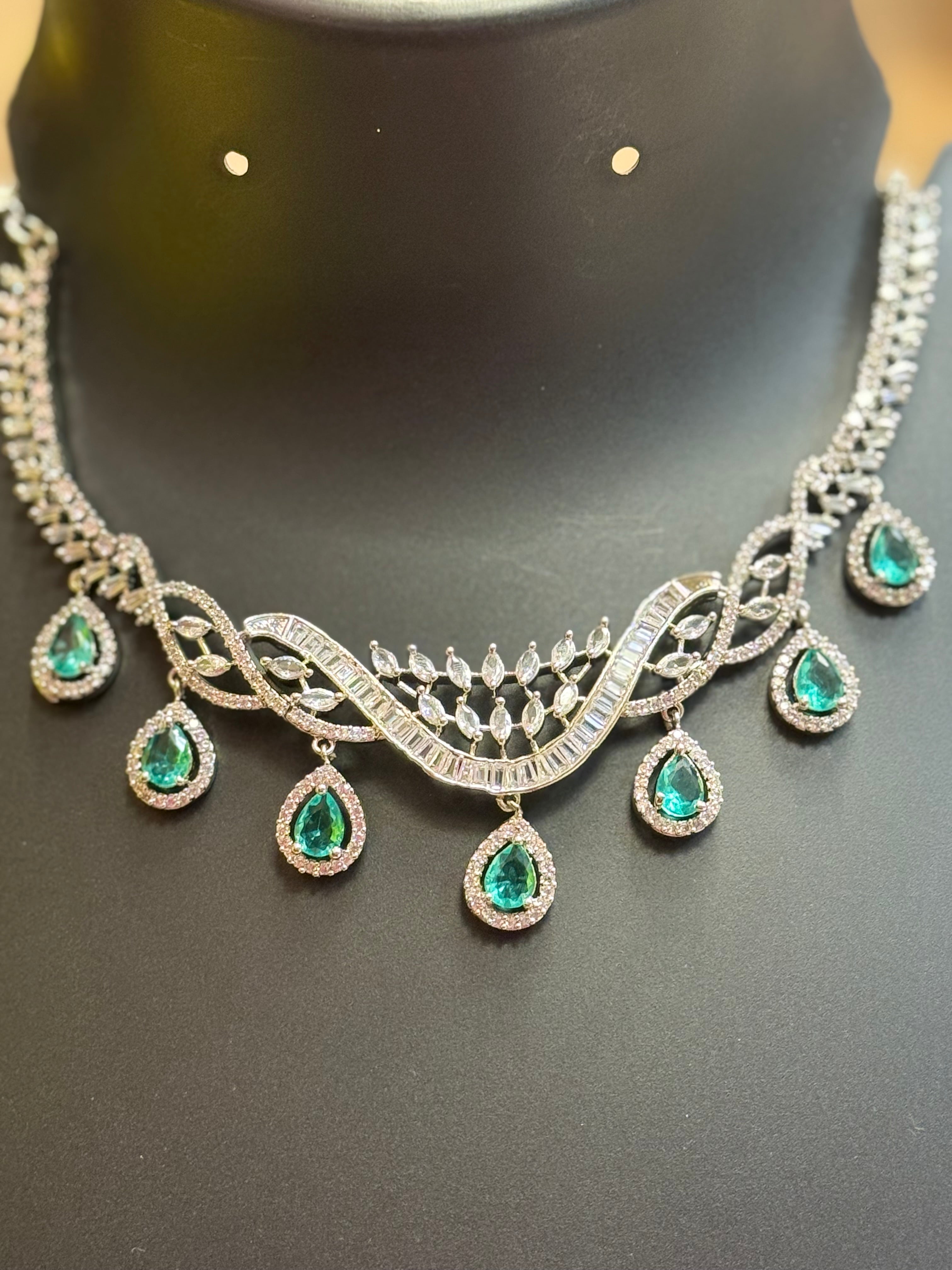 Unique Design- Silver Finish Necklace set