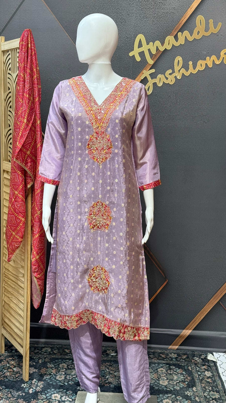 Lavender Kurti set with Bandhani Dupatta