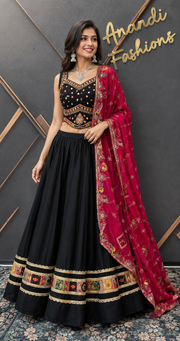 Black Garba Silk Chaniya Choli with Mirrors