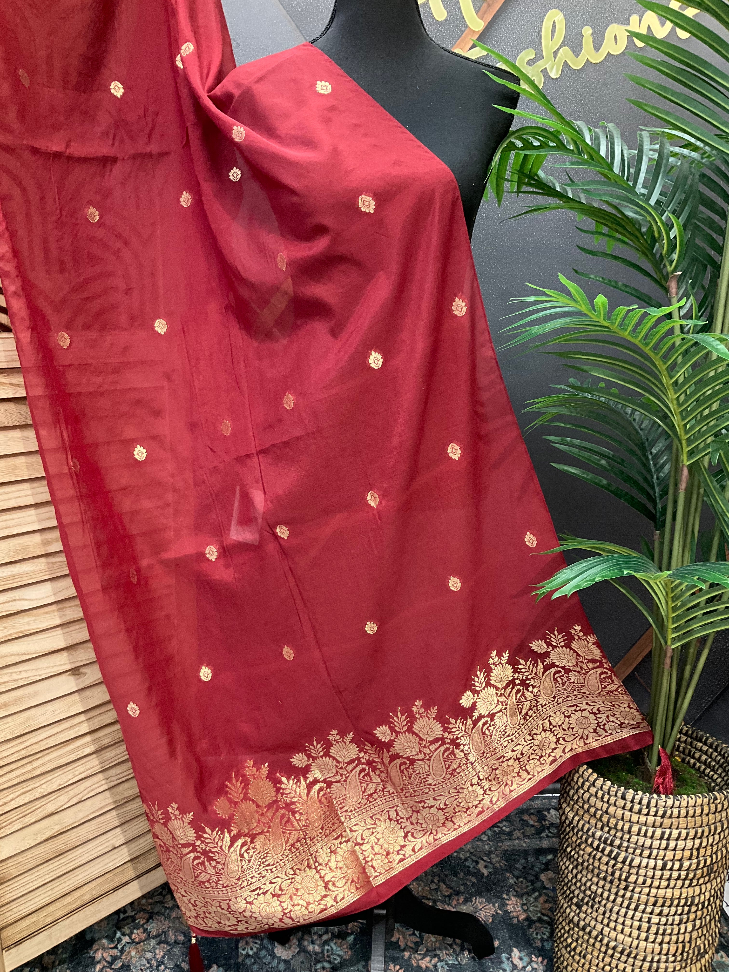 Maroon Benaras Dupatta