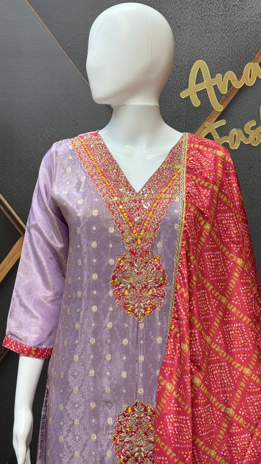 Lavender Kurti set with Bandhani Dupatta