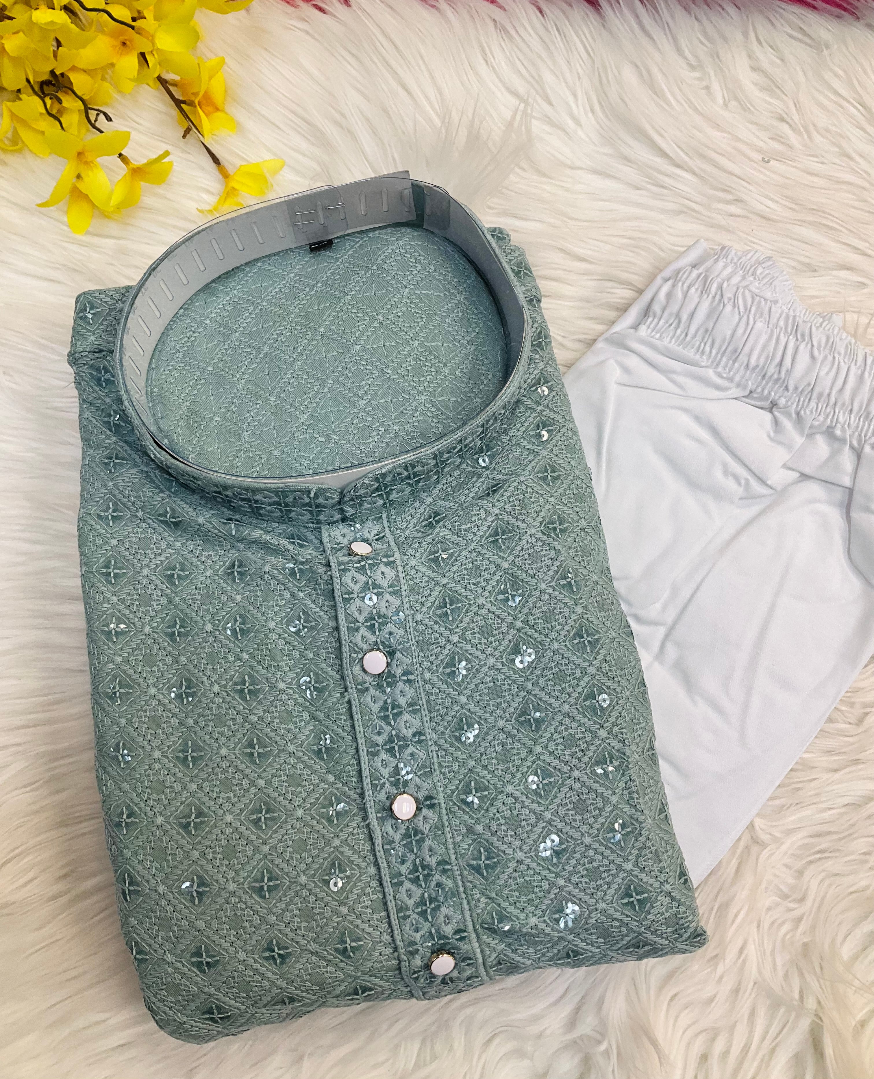 Men’s Pastel Green Chikankari Kurta Set – Plus Size