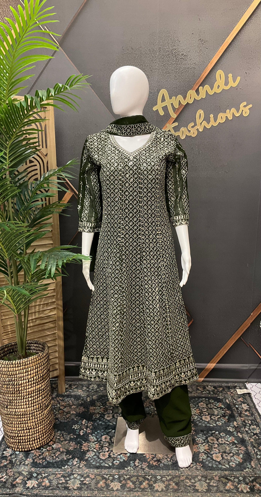 Green Georgette Anarkali Kurti Set Size 42 - Silver Zari Party Wear