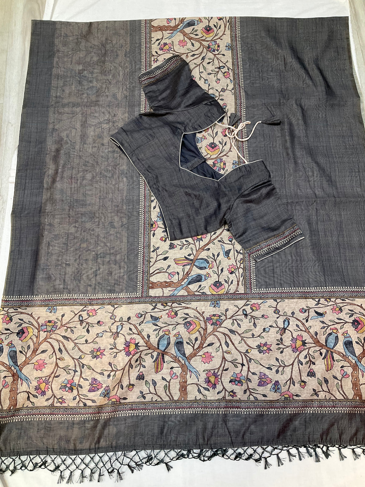 Grey Cotton Silk saree with digital print-Stitched blouse