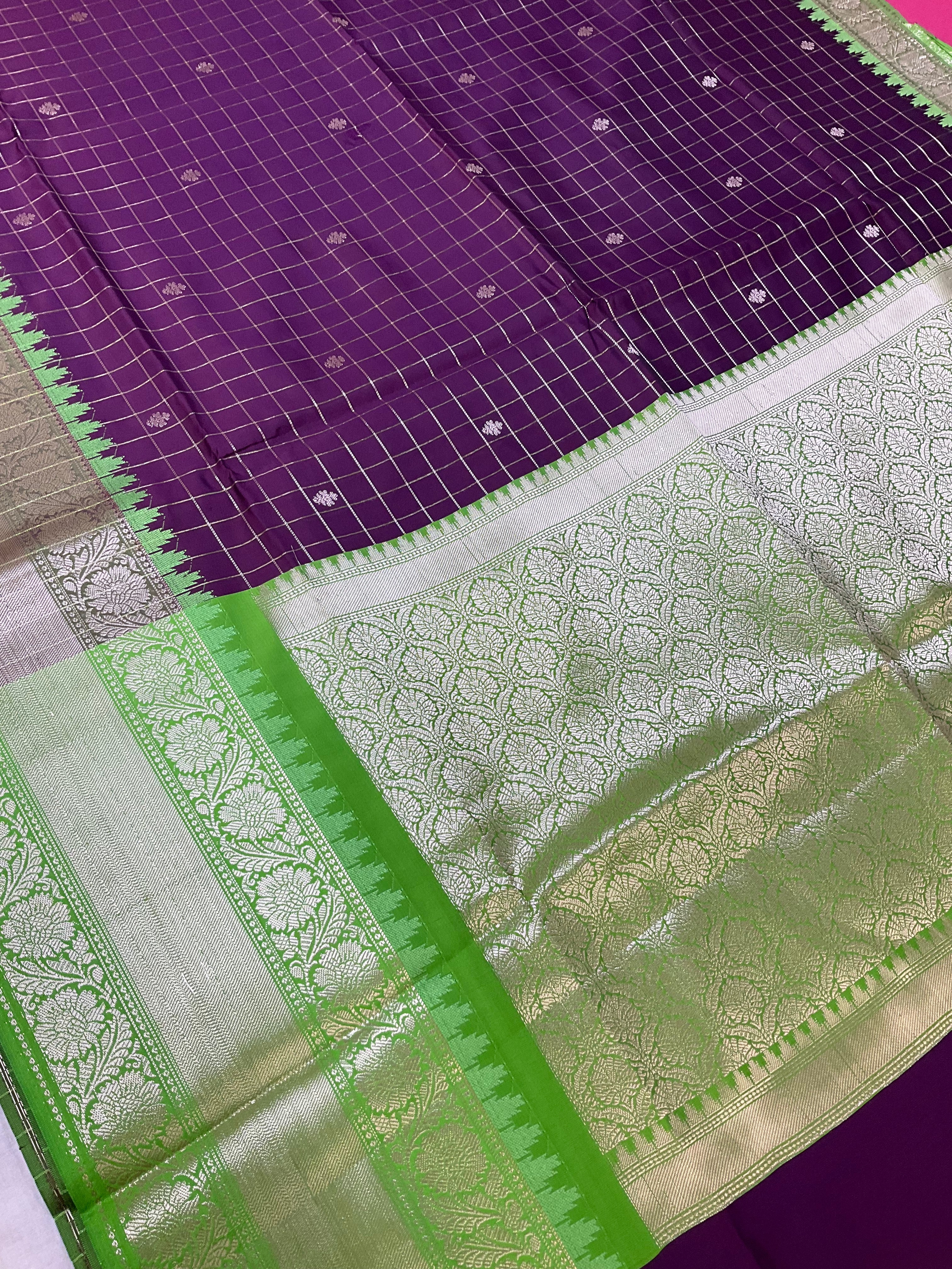 Gadwal Semi Silk Checks Sarees