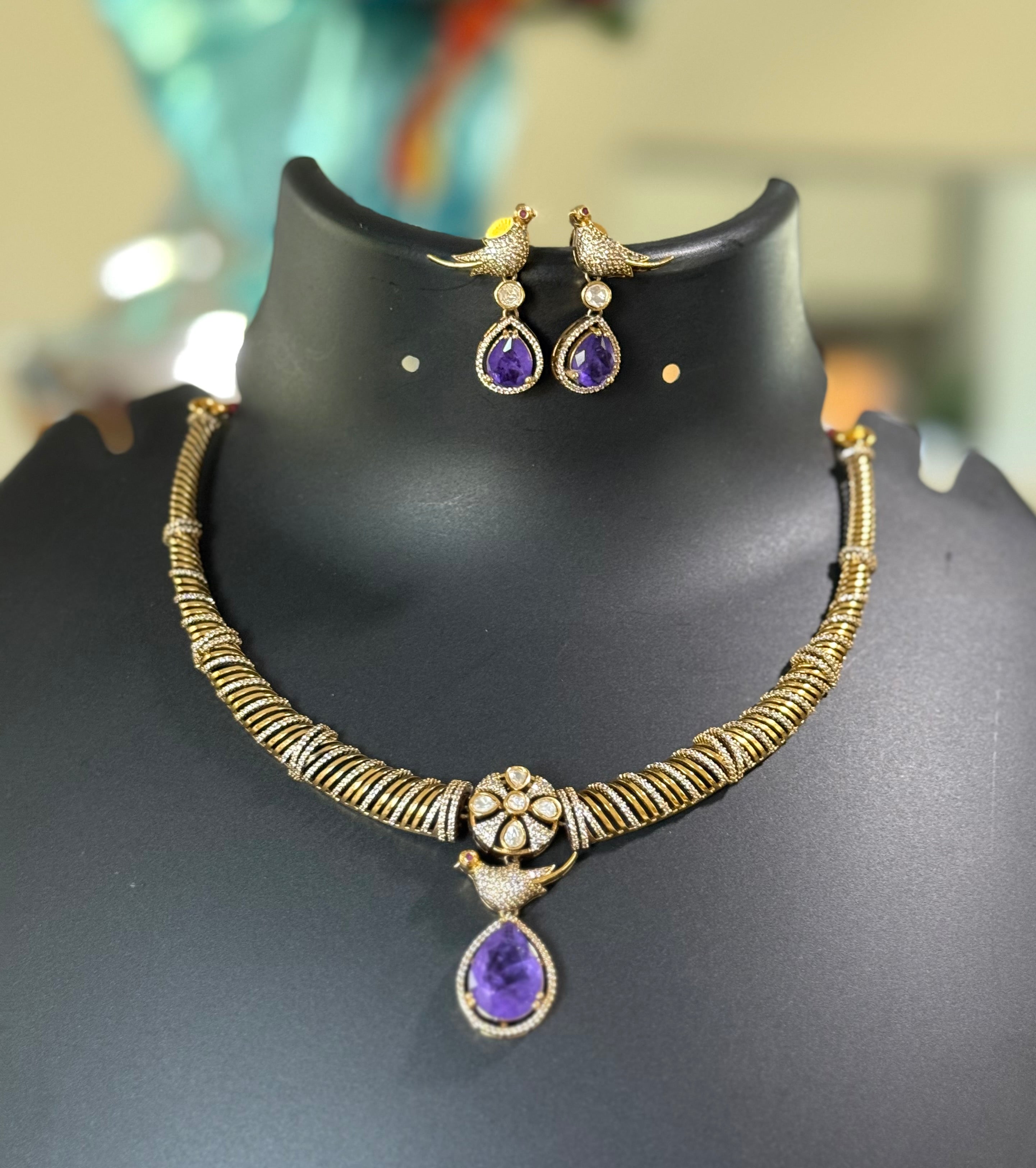 Kante Style Antique Style Bird Necklace set
