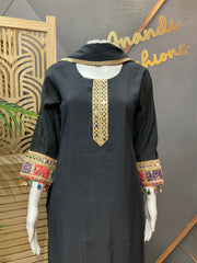 Black Kurti set