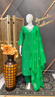 Women’s Green Leheriya Georgette Kurti Set