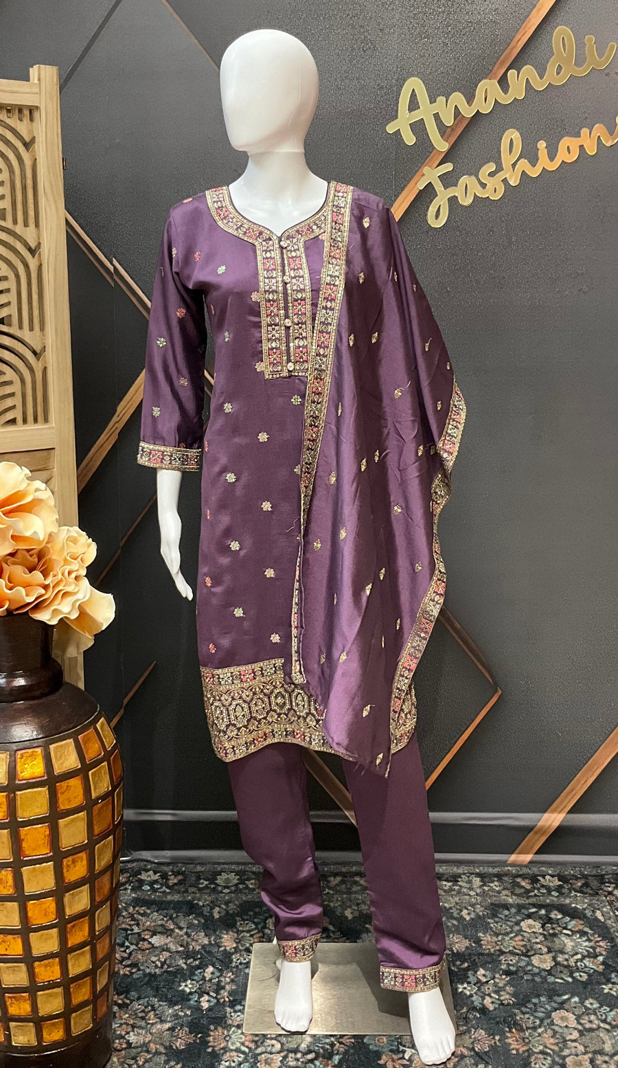 Teenage Girls Purple Embroidered Kurti Set