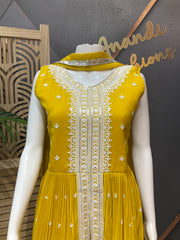 Teenage Girls - Yellow Nyra Cut set