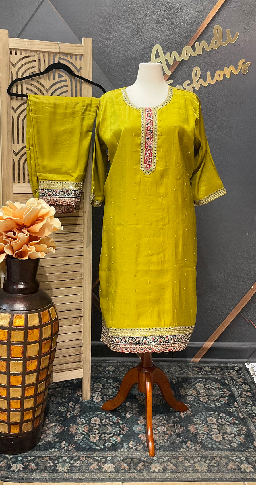 Women’s Plus Size Green Kurti Set