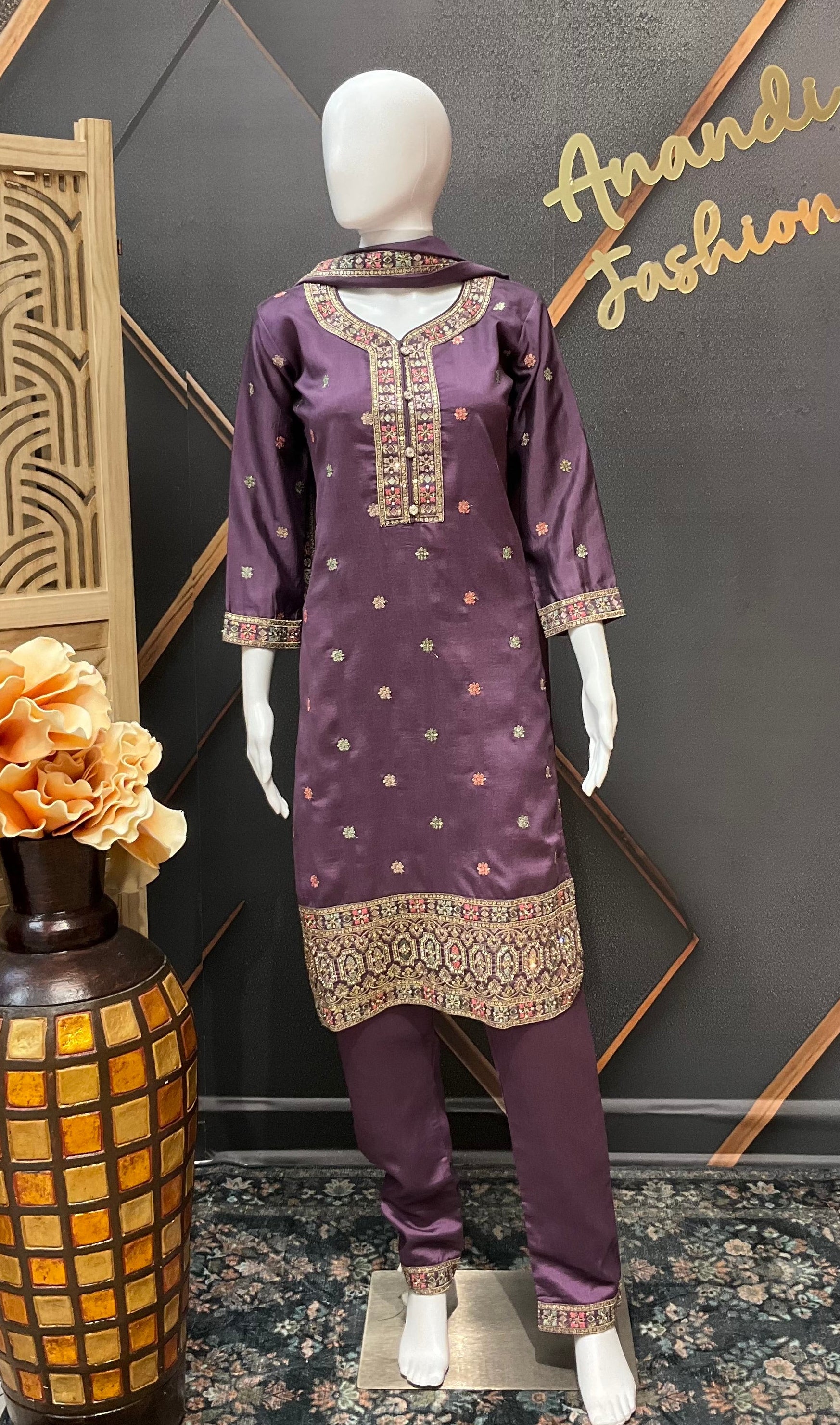 Teenage Girls Purple Embroidered Kurti Set