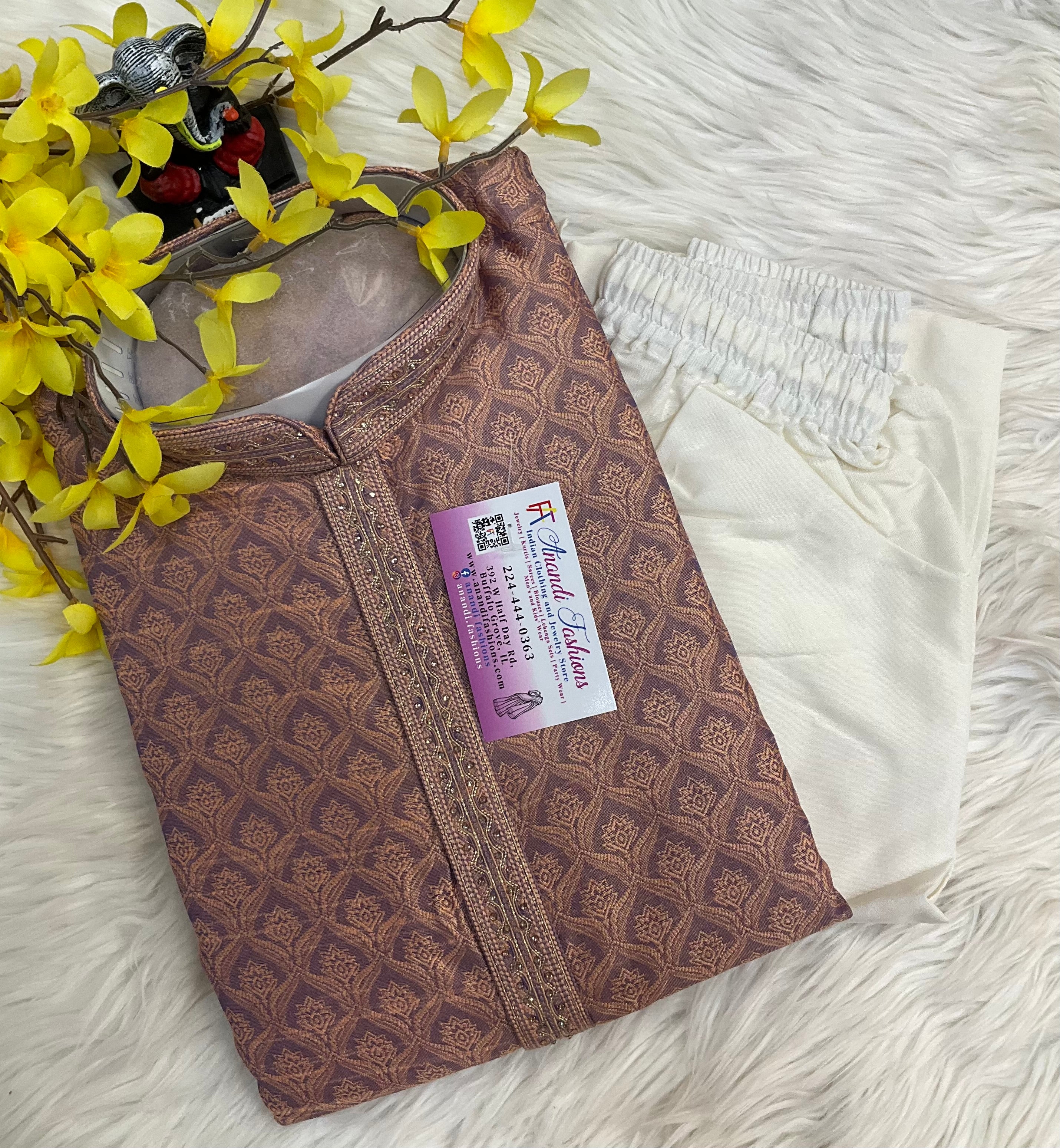 Classic Men’s Wear kurta set