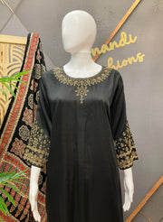 Women’s Plus Size Black Gajji Silk Kurti Set