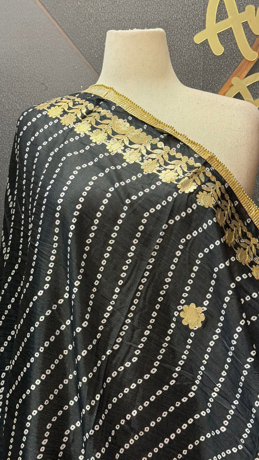 Black Bandhini Dupatta