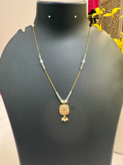 Thin Chain with pendant