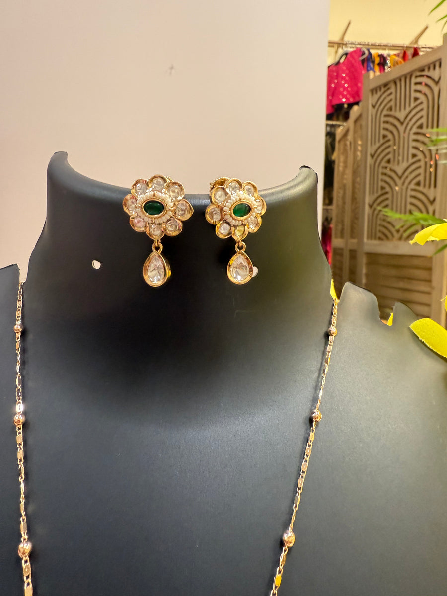 Chain With Flower Style Kundan Pendantset
