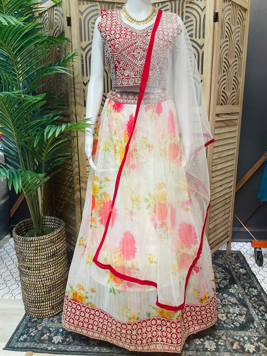 White & Red Floral Lehenga Set Size 40 - Party Wear