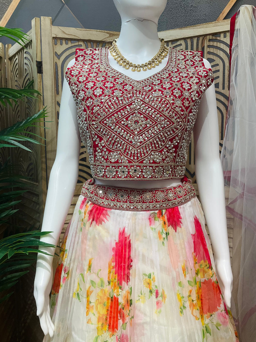 White & Red Floral Lehenga Set Size 40 - Party Wear