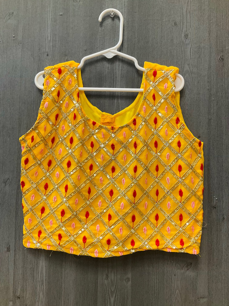 Kids lehenga choli set with waist belt image 3